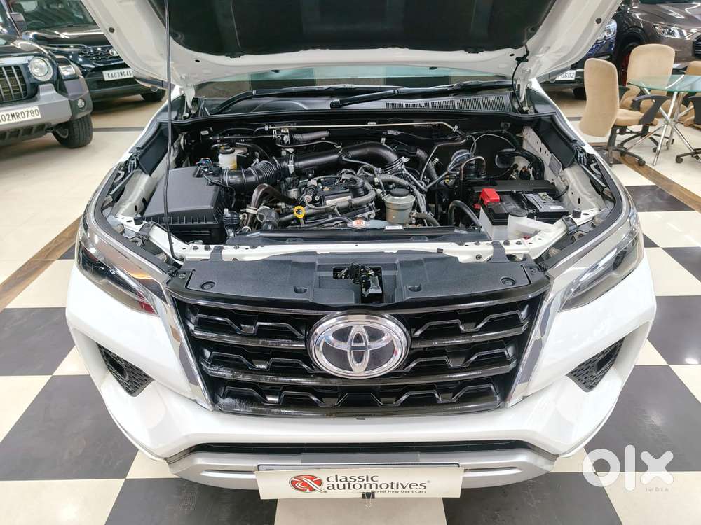 Toyota Fortuner 4x2 At 2.7 Petrol, 2022, Petrol