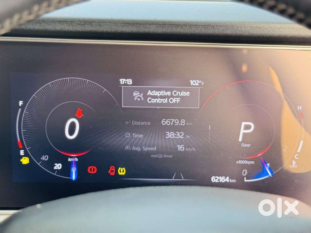Mahindra Xuv700 2.2 Ax 7 Diesel At Luxury Pack Str Awd, 2022, Diesel