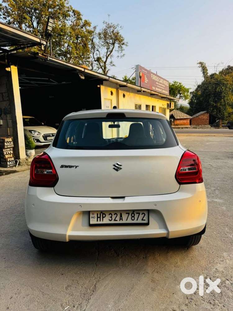 Maruti Suzuki Swift Lxi Option, 2022, Petrol