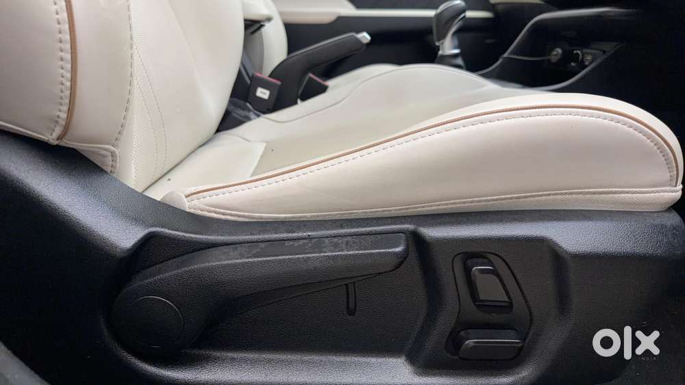 Hyundai Verna 1.5 Sx (o) Petrol Mt, 2023, Petrol