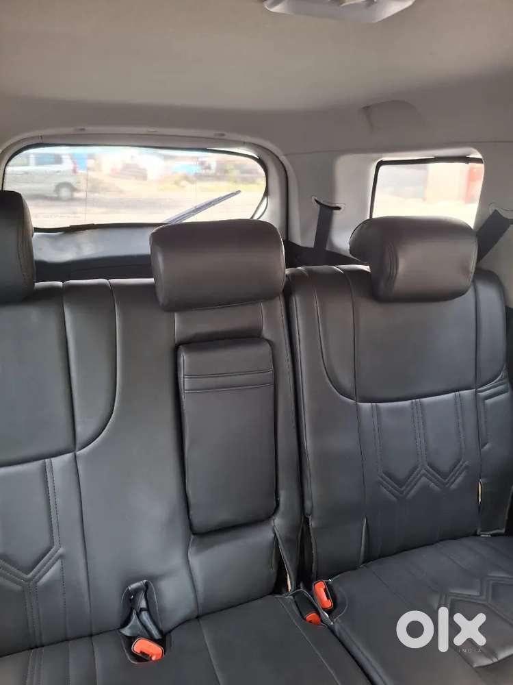 Xuv 5oo W7 Diesel Manual Silver