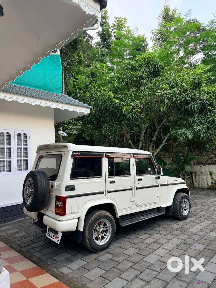 Mahindra Bolero Neo 2016