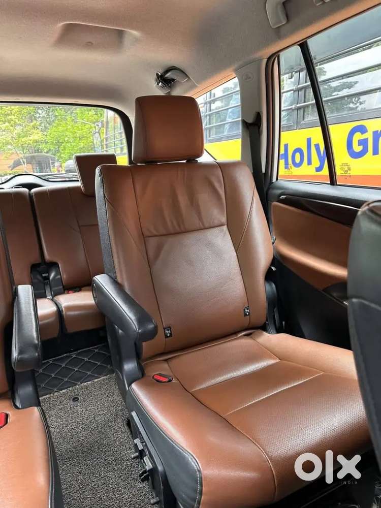 Toyota Innova Crysta 2020 Diesel (in Kerala)