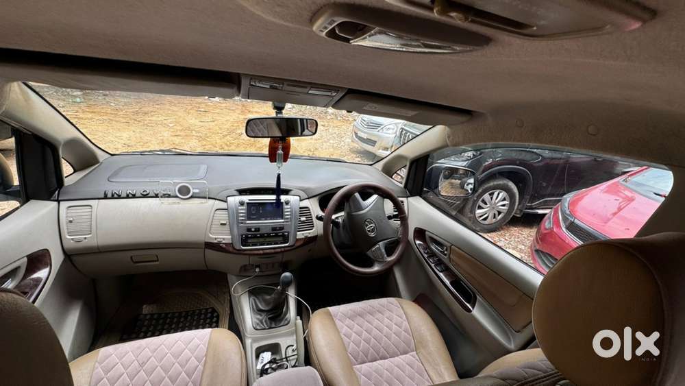 Toyota Innova Diesel 2014
