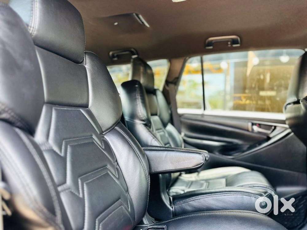 Toyota Innova Crysta 2.8 Gx At, 2016, Diesel