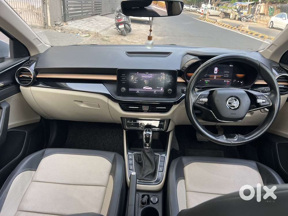 Skoda Slavia 1.0 Tsi Style At, 2022, Petrol