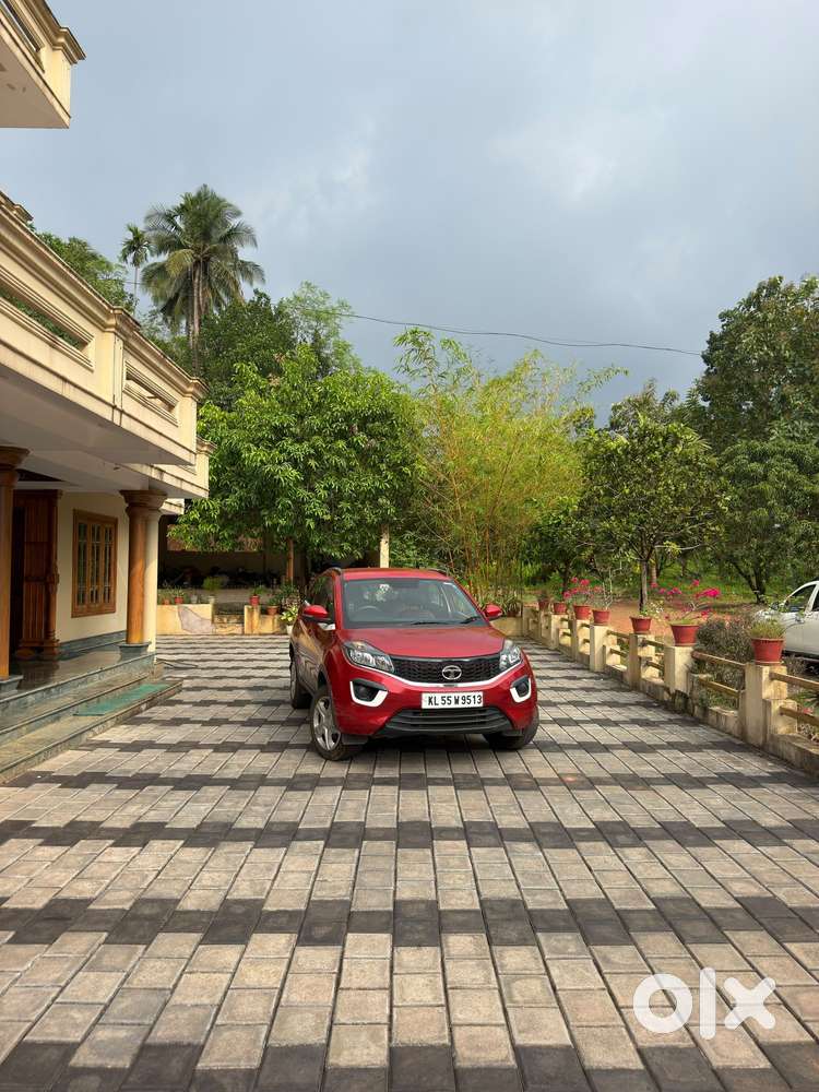 Tata Nexon 1.5 Revotorq Xt Plus, 2017, Petrol