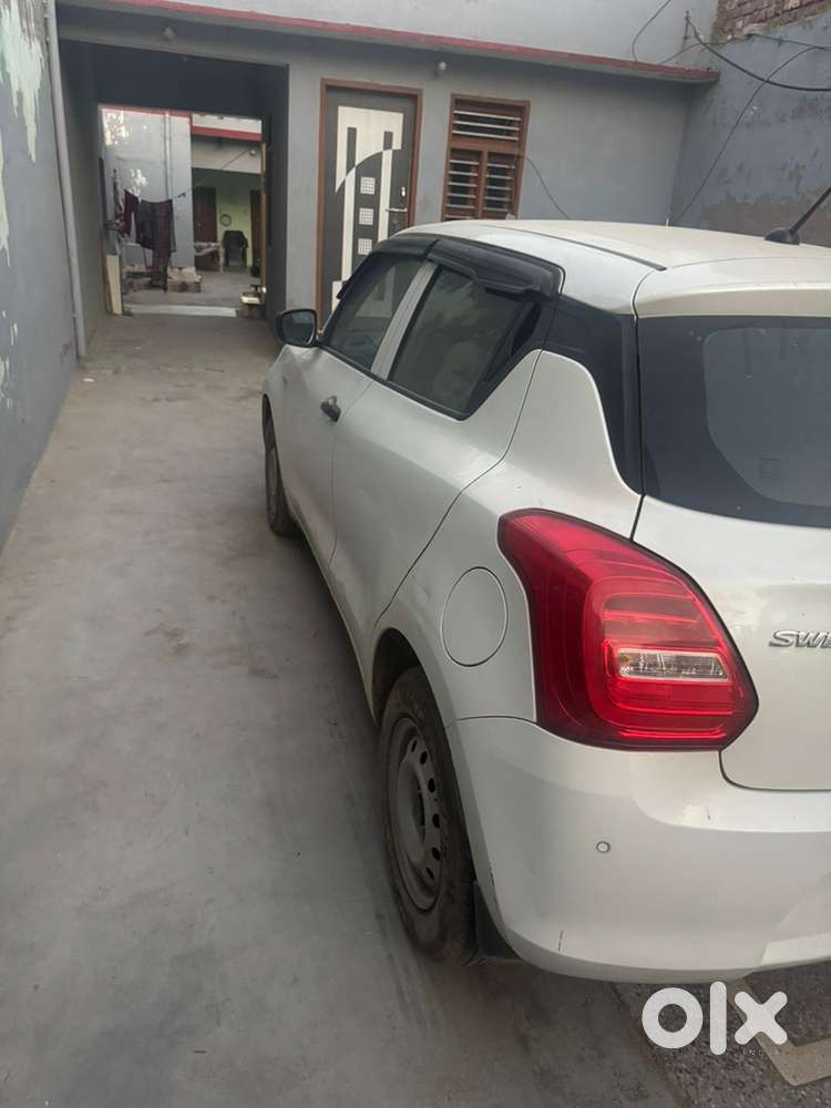 Maruti Suzuki Swift Lxi 2024