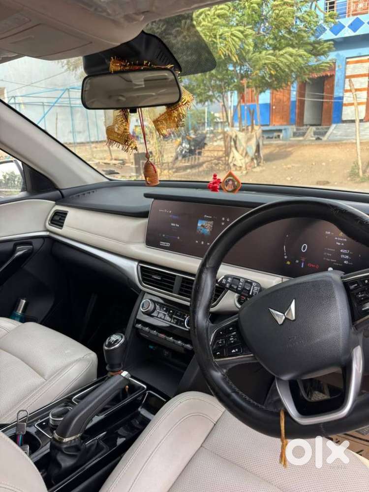 Mahindra Xuv700 2.2 Ax 7 Diesel Mt Str, 2024, Diesel
