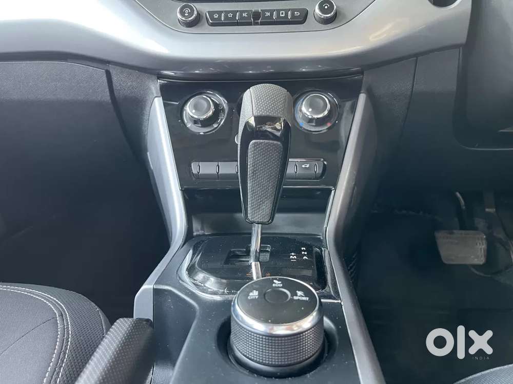 Tata Nexon 1.2 Revotron Xma Amt (s), 2023, Petrol