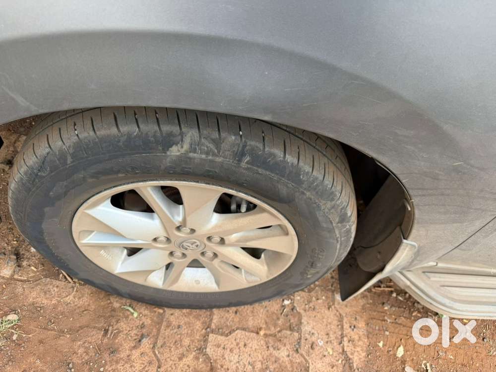 Toyota Innova Crysta 2017