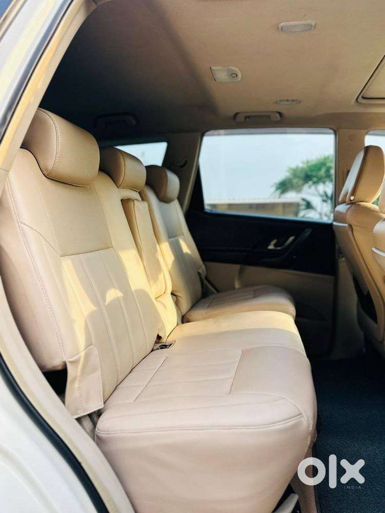 Mahindra Xuv500 2.2 W10, 2015, Diesel