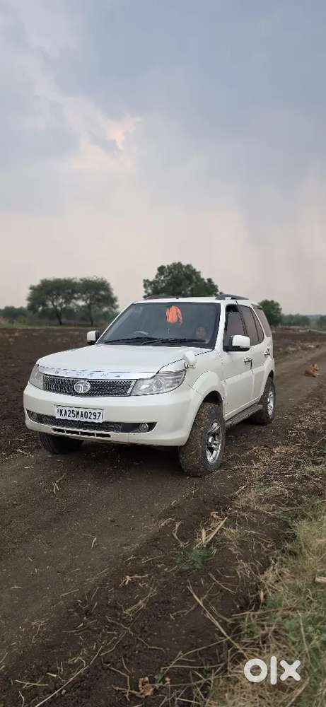 Tata Safari Storme 2013 Diesel 145000 Km Driven
