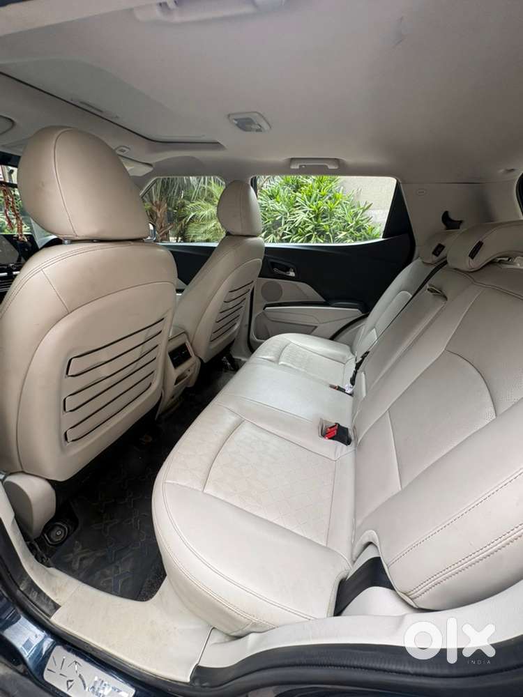 Mahindra Xuv400 Electric 2024