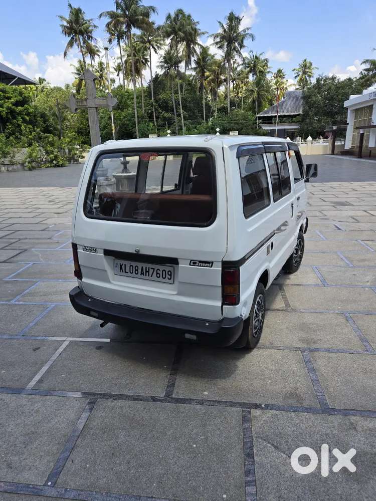 Maruti Suzuki Omni 2006 Variant Year