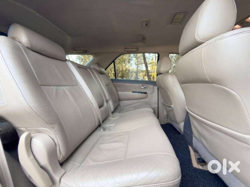 Toyota Fortuner 3.0 4x2 Automatic, 2012, Diesel