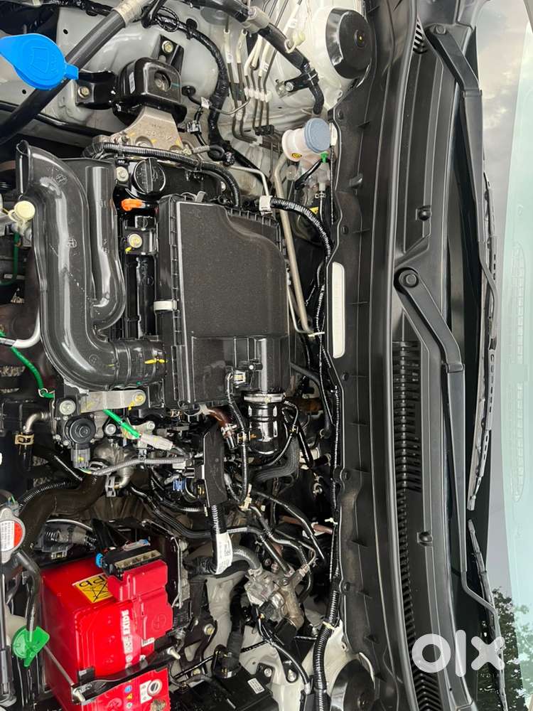 2024 Maruti Brezza Lxi