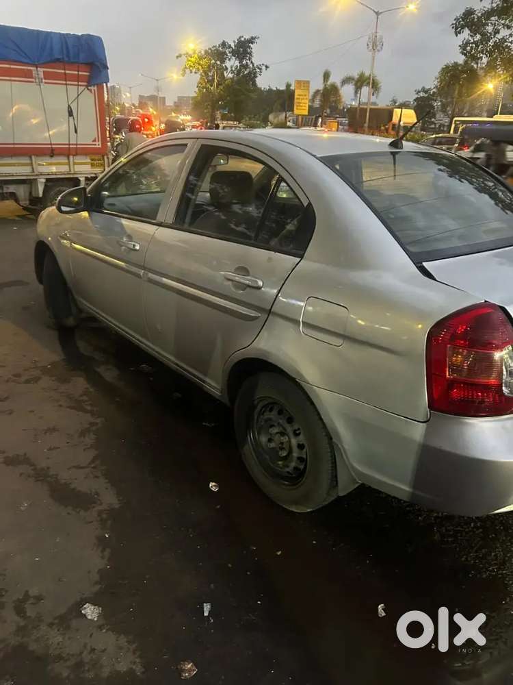 Hyundai Verna 2010