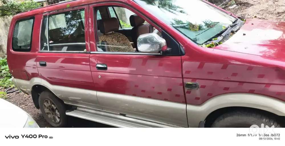 Chevrolet Tavera Neo 2014