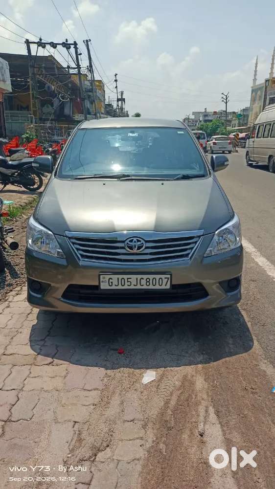 Toyota Innova 2.0 Vx 2012