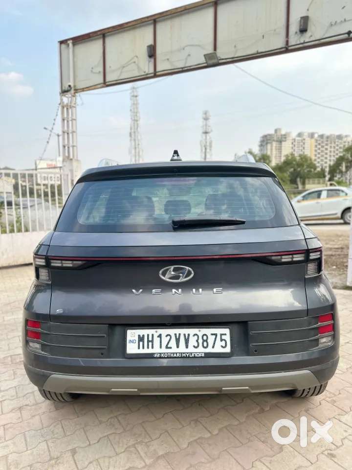 Hyundai Venue Sx (o) Mt 1.5 Diesel, 2023, Diesel