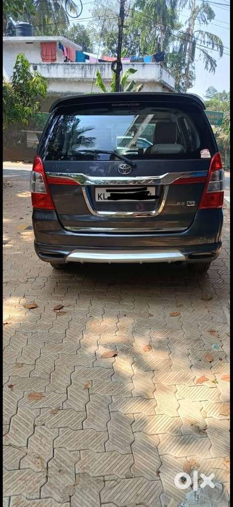 Toyota Innova 2.5 Gx 7 Str Bs-iii, 2015, Diesel