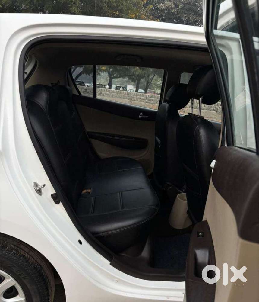 Hyundai I20 Magna 1.2 Vtvt, 2011, Petrol