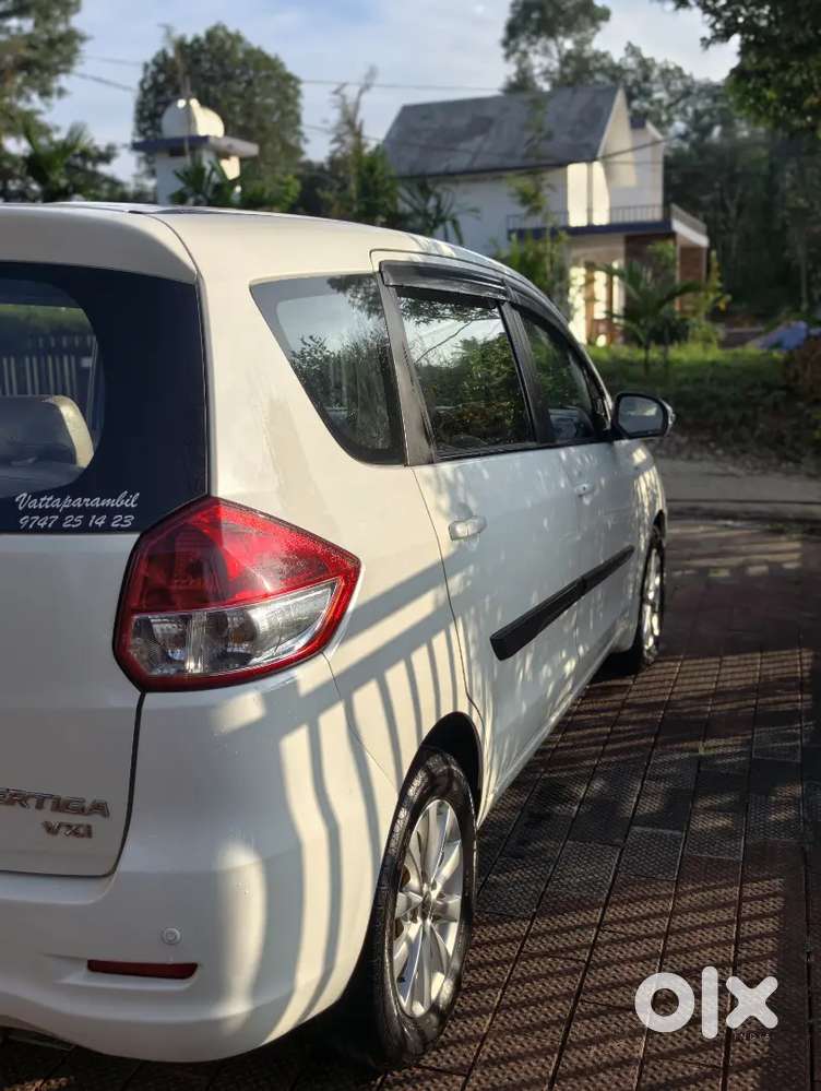 Maruti Suzuki Ertiga Vxi 2015