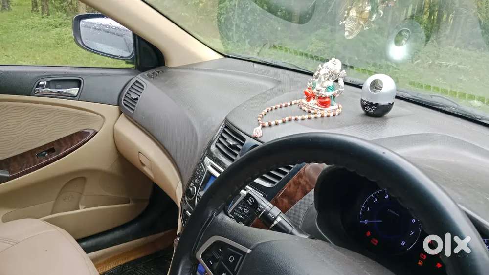 Hyundai Verna Sx O 2012