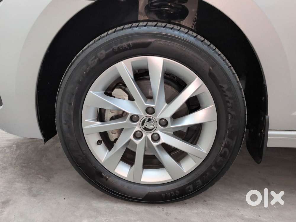 Skoda Slavia Ambition 1.0l Tsi Mt, 2023, Petrol