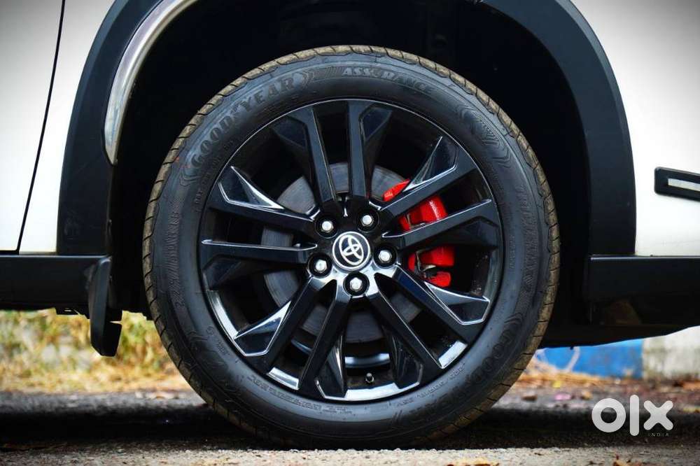 Toyota Innova Hycross 2.0 Zx Hybrid 7 Str, 2023, Petrol