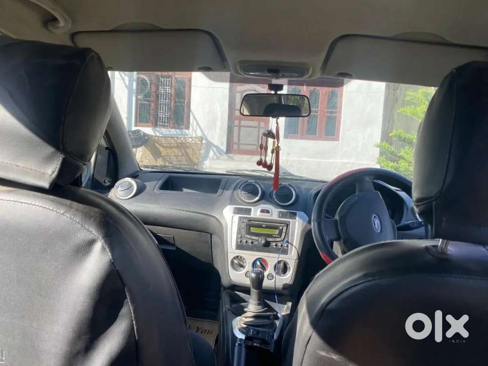 Ford Figo 2012 Diesel 102000 Km Driven