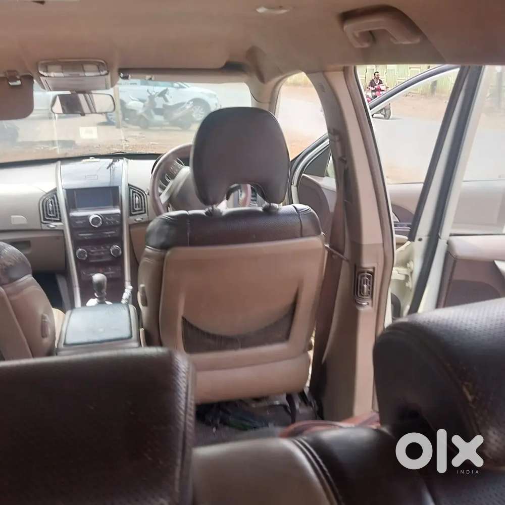 Mahindra Xuv500 2015 Diesel 99000 Km Driven