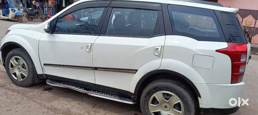 Mahindra Xuv500 2.2 Diesel 2017