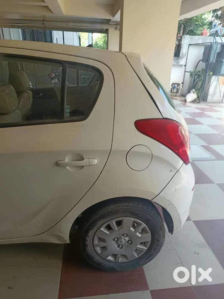 Hyundai I20 2012 पेट्रोल मैन्युअल