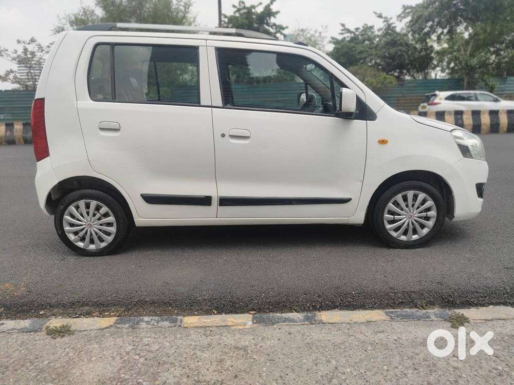 Maruti Suzuki Wagon R Vxi 1.0 Cng, 2017, Cng & Hybrids