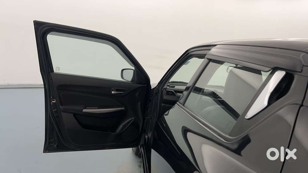 Maruti Suzuki Swift 1.3 Zxi, 2023, Petrol