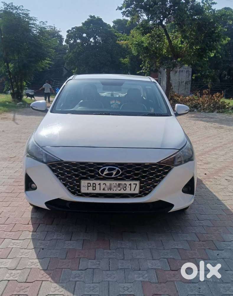 Hyundai Verna 1.5 S Petrol Mt, 2023, Petrol
