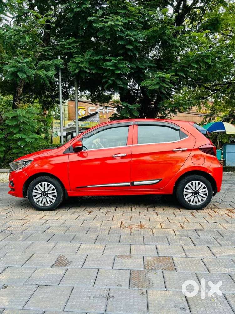 Tata Tiago 1.2 Revotron Xt (o), 2021, Petrol