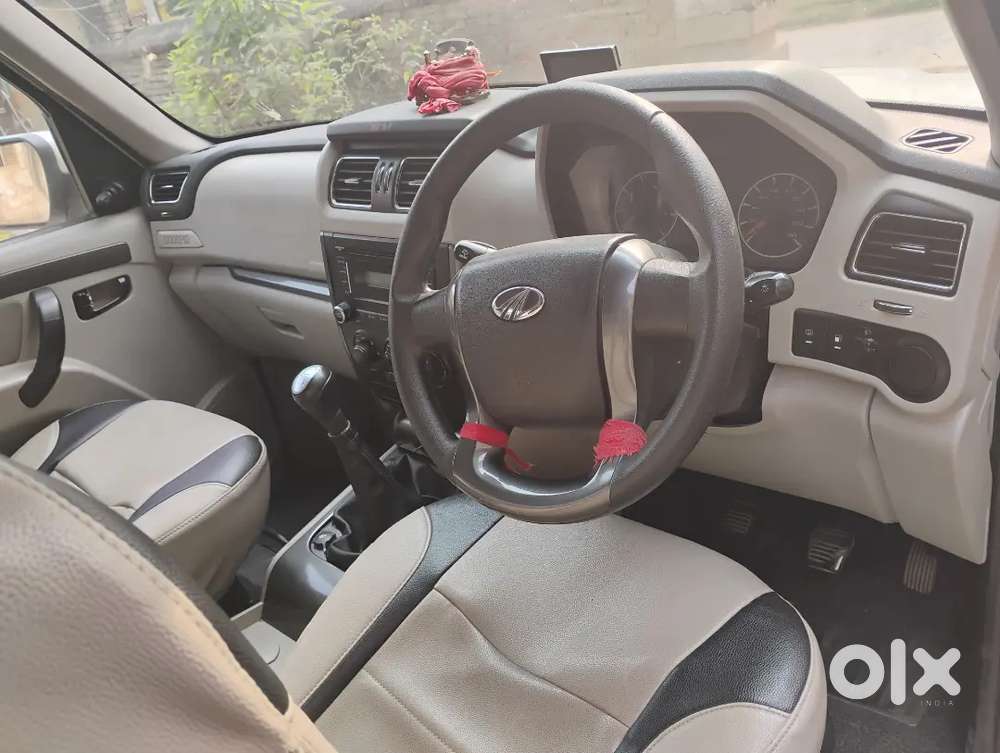 Mahindra Scorpio S6+ Diesal