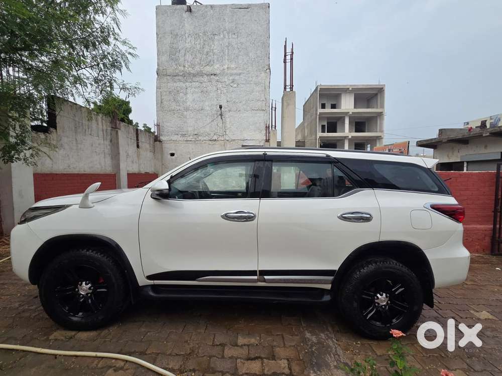 Toyota Fortuner Diesel 2018