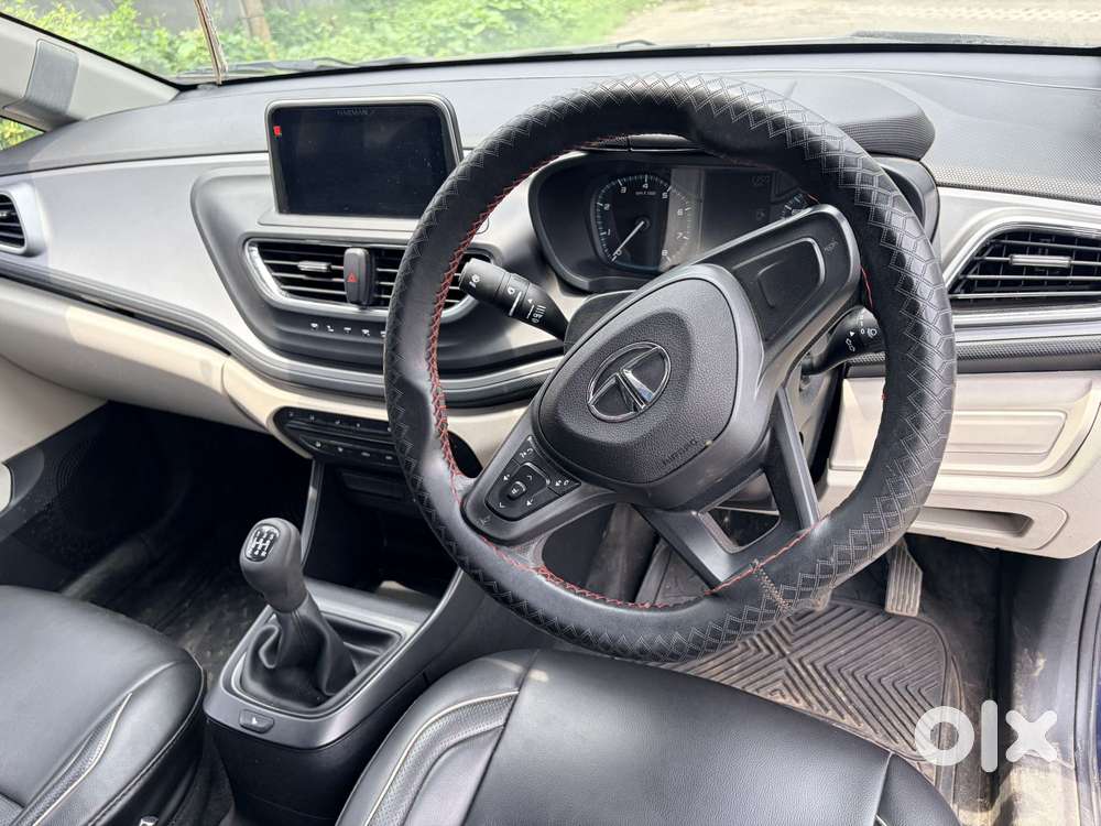 Tata Altroz 1.2 Xm Plus, 2022, Petrol