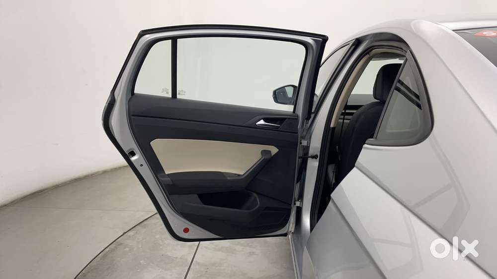 Skoda Slavia Ambition 1.0l Tsi Mt, 2022, Petrol