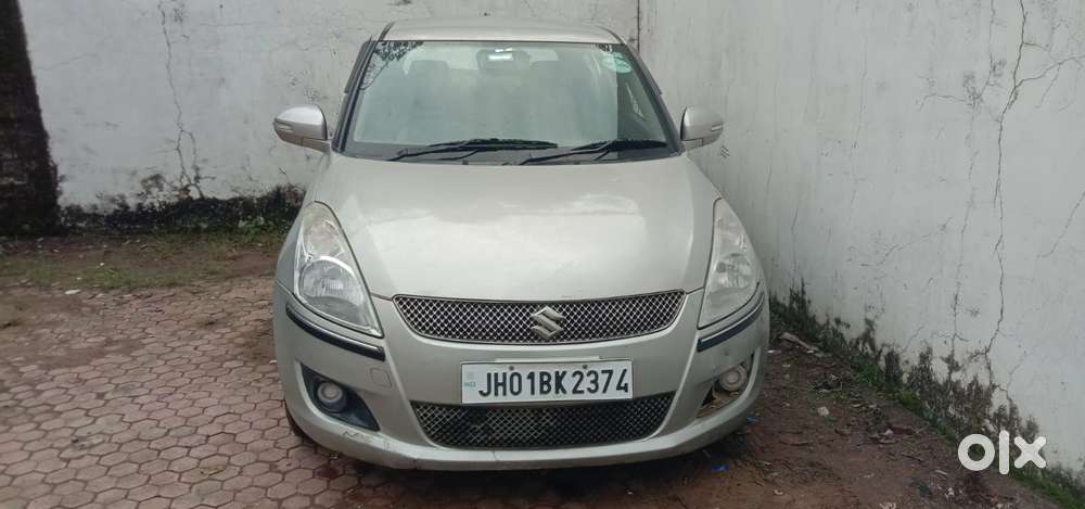 Maruti Suzuki Swift Vxi 1.2 Abs Bs-iv, 2014, Petrol