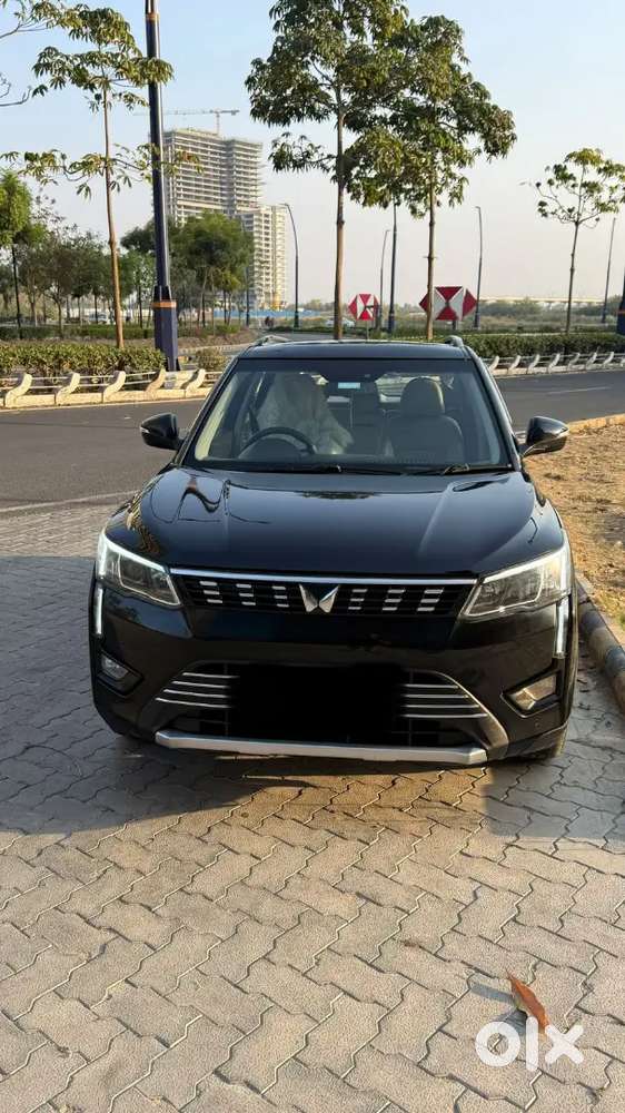 Mahindra Xuv300 W8 Petrol Manual