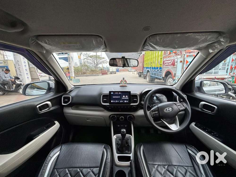 Hyundai Venue 1.2 S (o), 2023, Petrol