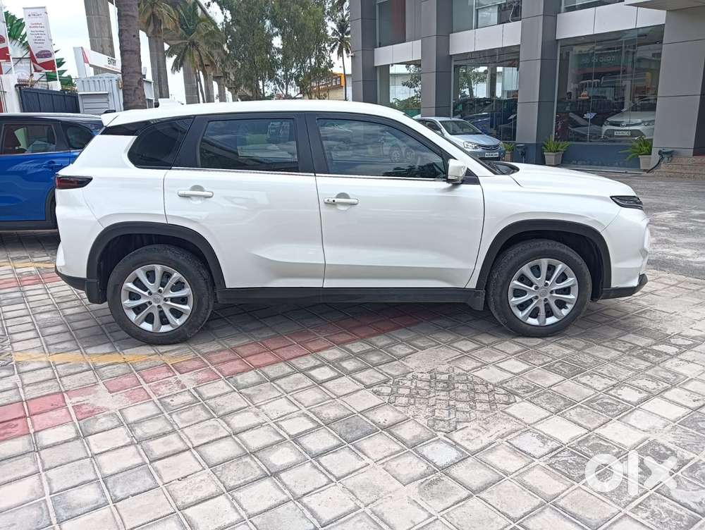 Toyota Urban Cruiser Hyryder Petrol Well Maintained
