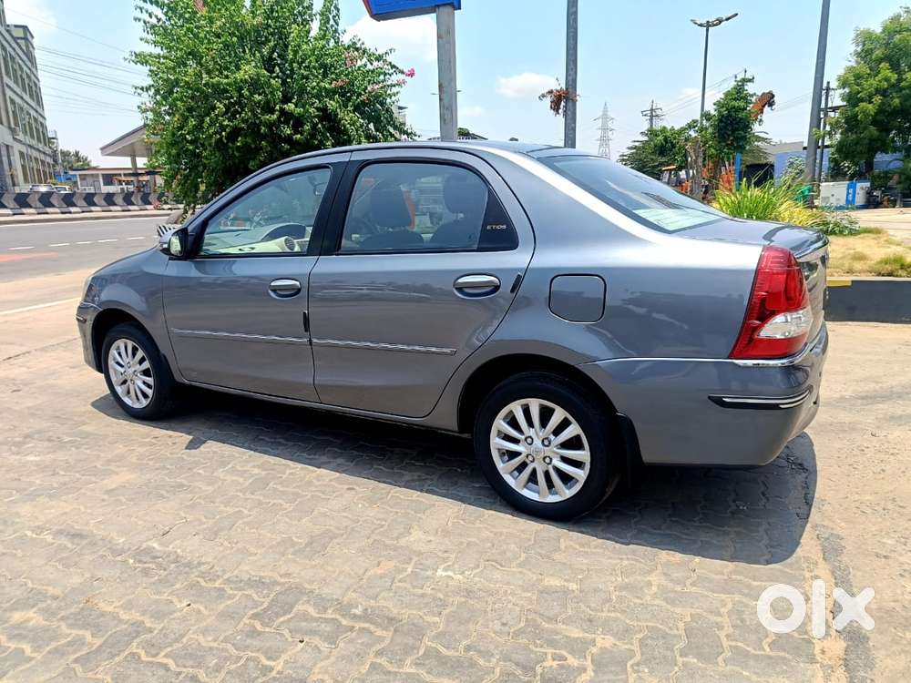 Toyota Etios, 2013, Petrol