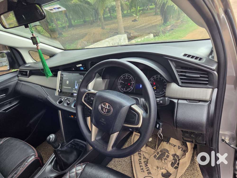 Toyota Innova Crysta 2.4 G Mt 8s, 2024, Diesel