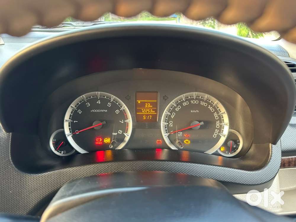 Maruti Suzuki Swift Dzire 1.2 Vxi Bsiv, 2014, Petrol